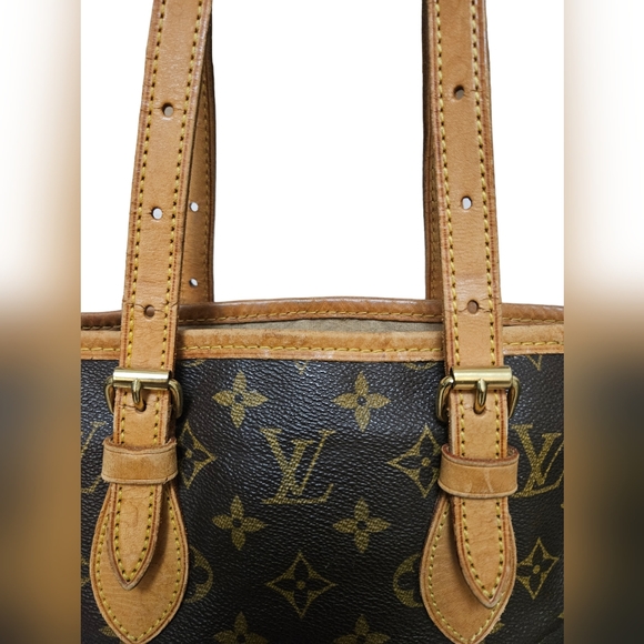 LOUIS VUITTON PETIT BUCKET BAG - Picture 2 of 16